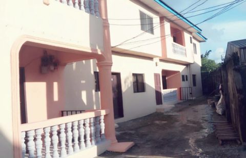 6 Bedroom Duplex For Let
